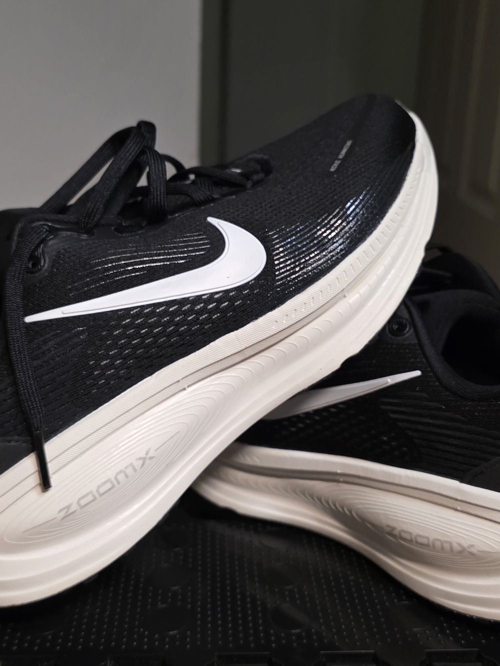 Nike Vomero 18 Wide